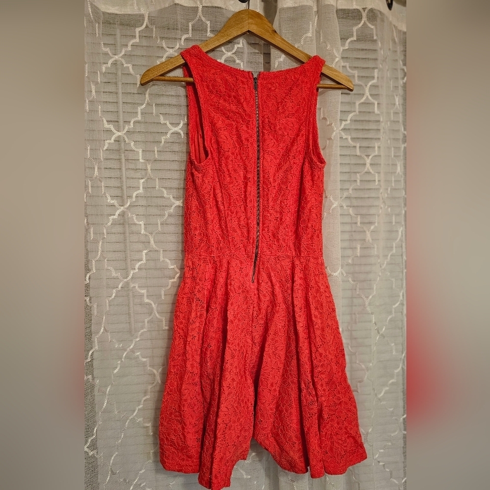 Express Elegant Coral Lace Dress - Picture 2 of 3